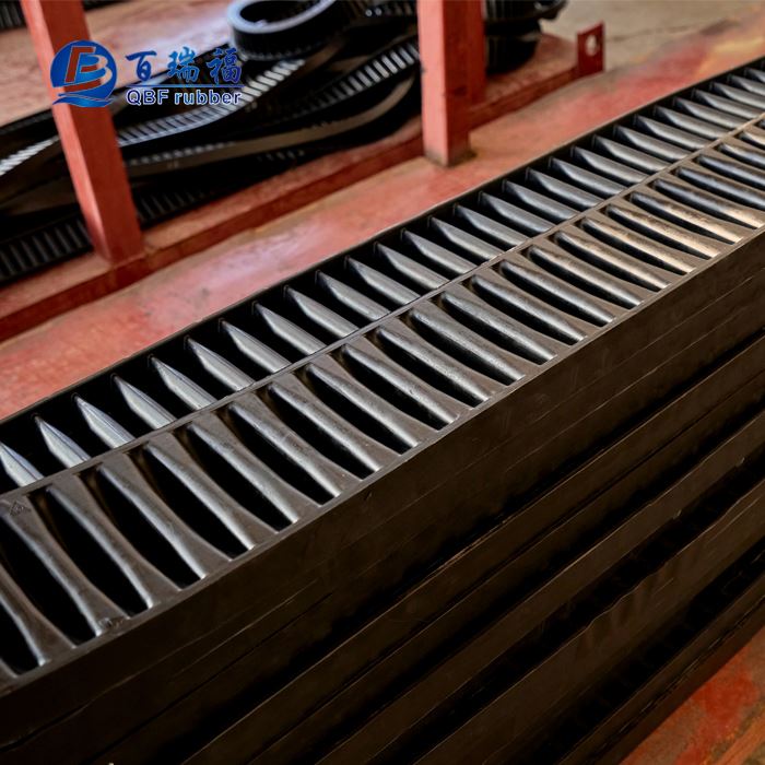 Cross Stabilized Conveyor Belt
